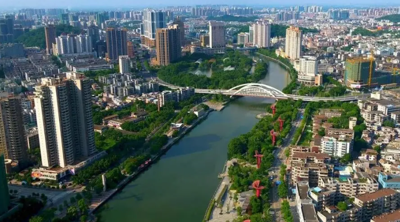 住建局：资质升级可获得现金或加分奖励！特级500万，一级300万...